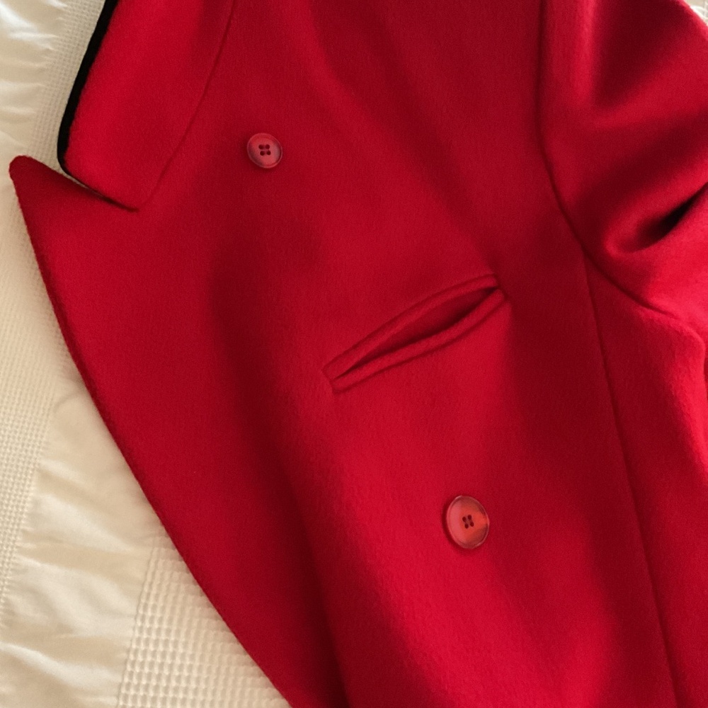 Classic Winter Coat - image 6